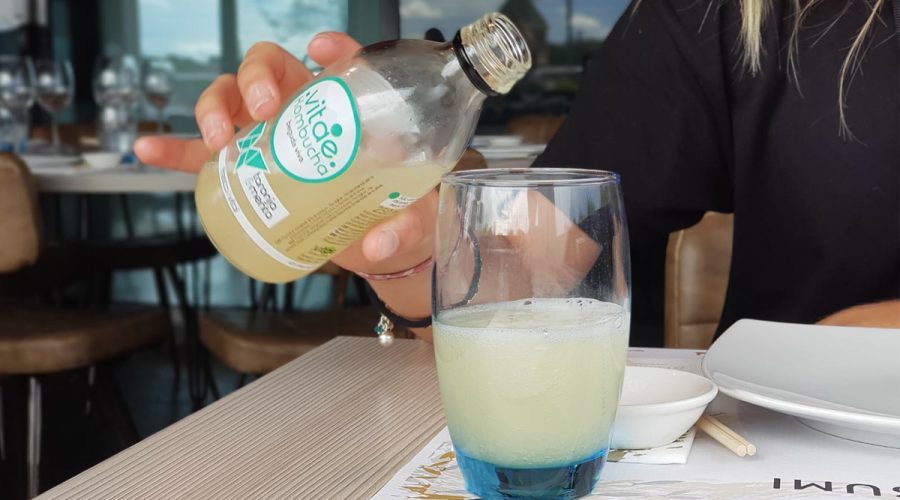 La kombucha ya es una realidad en la carta de muchos restaurantes saludables